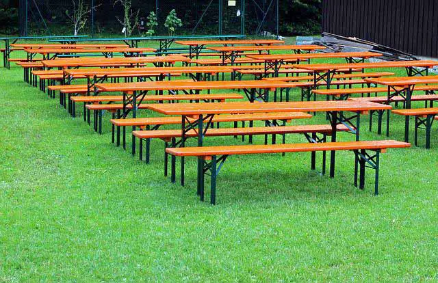 beer bench in italian: la panca della birra